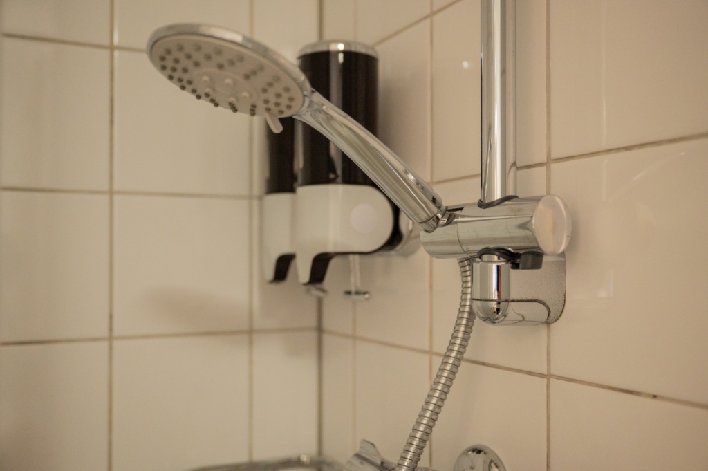 Van alle gemakken voorzien op je kamer bij B&B De Wadden op Terschelling