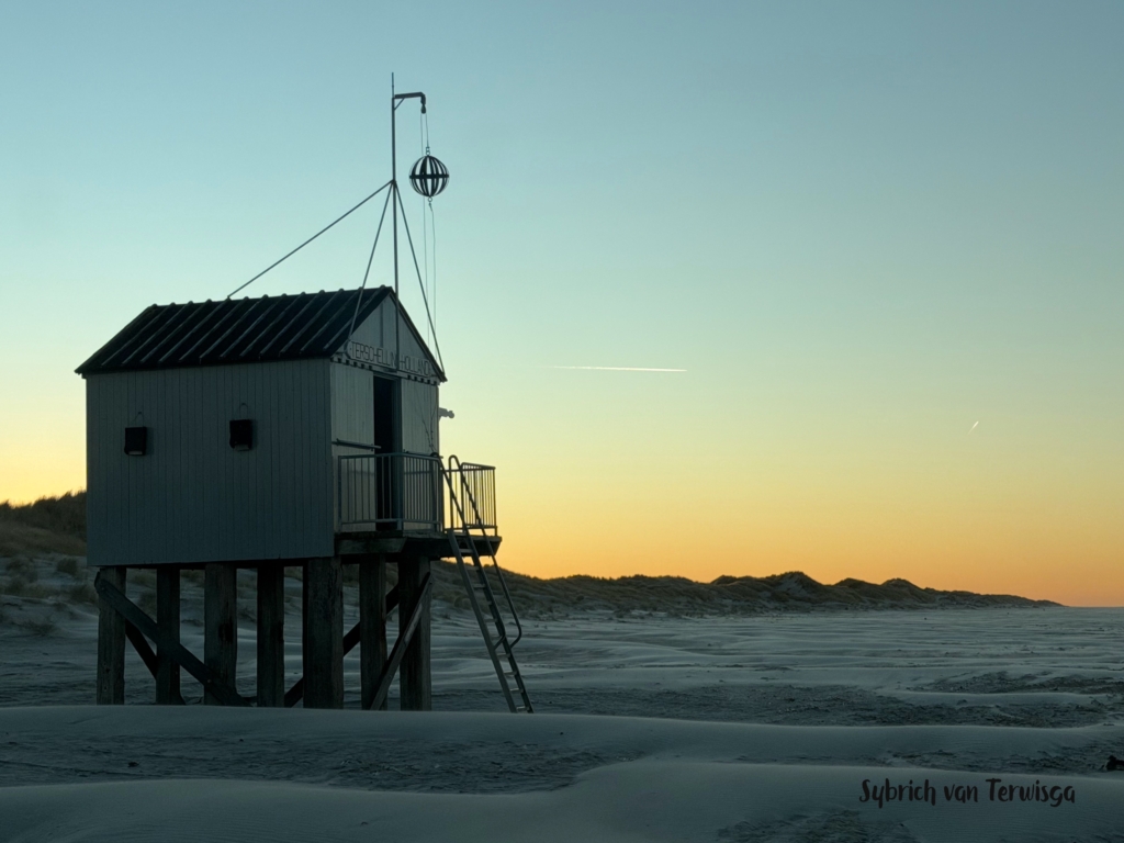 Naar het drenkeingenhuisje en naar die tijd thuiskomen bij B&B De Wadden op Terschelling De Bed en Breakfast waar jij wilt thuiskomen